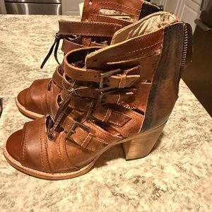 RARE! DISCONTINUED! Freebird Braeden Cognac Shoes